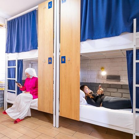Ololofreelander Hostel&Coworking Бишкек Екстериор снимка