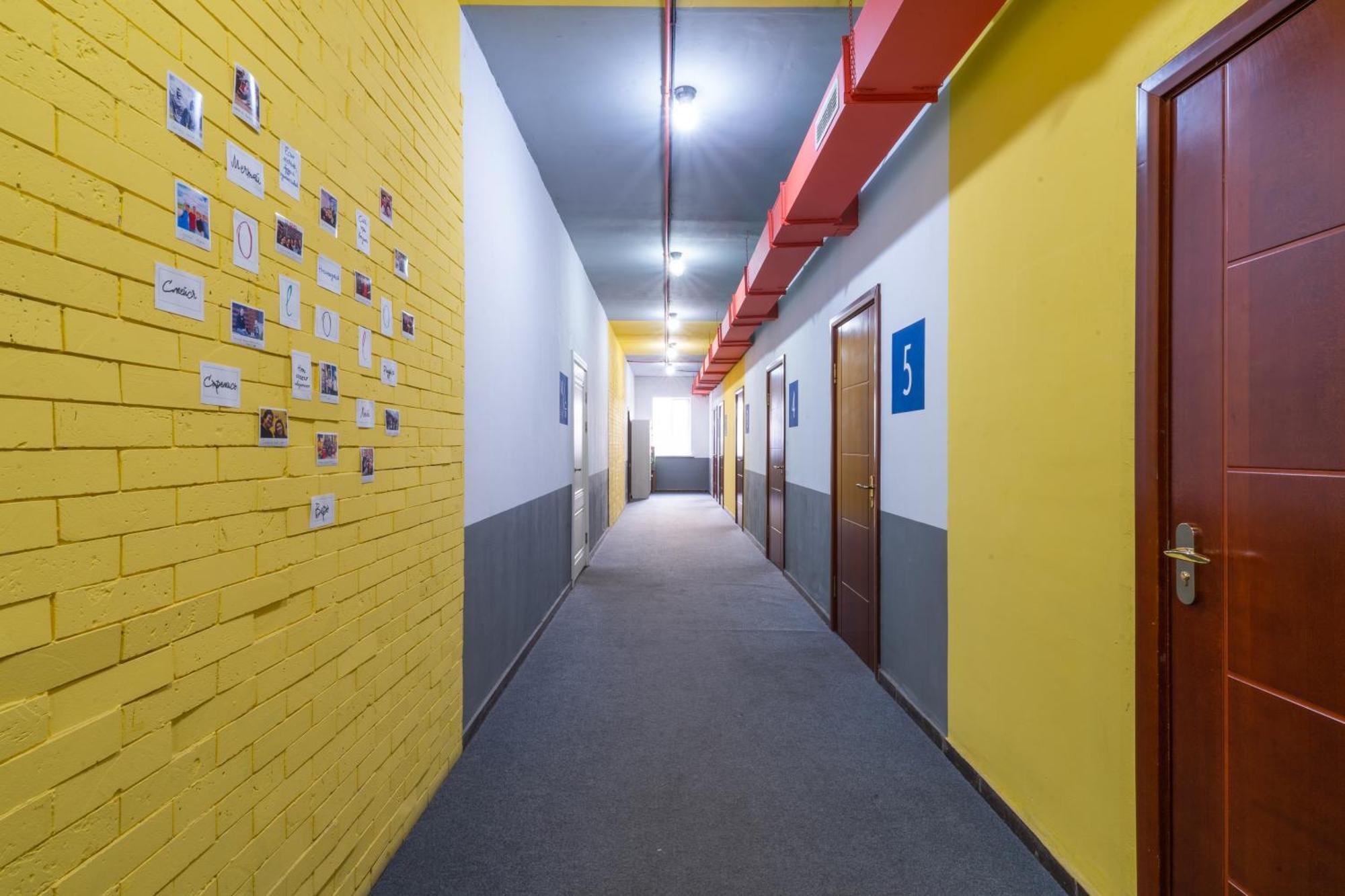 Ololofreelander Hostel&Coworking Бишкек Екстериор снимка