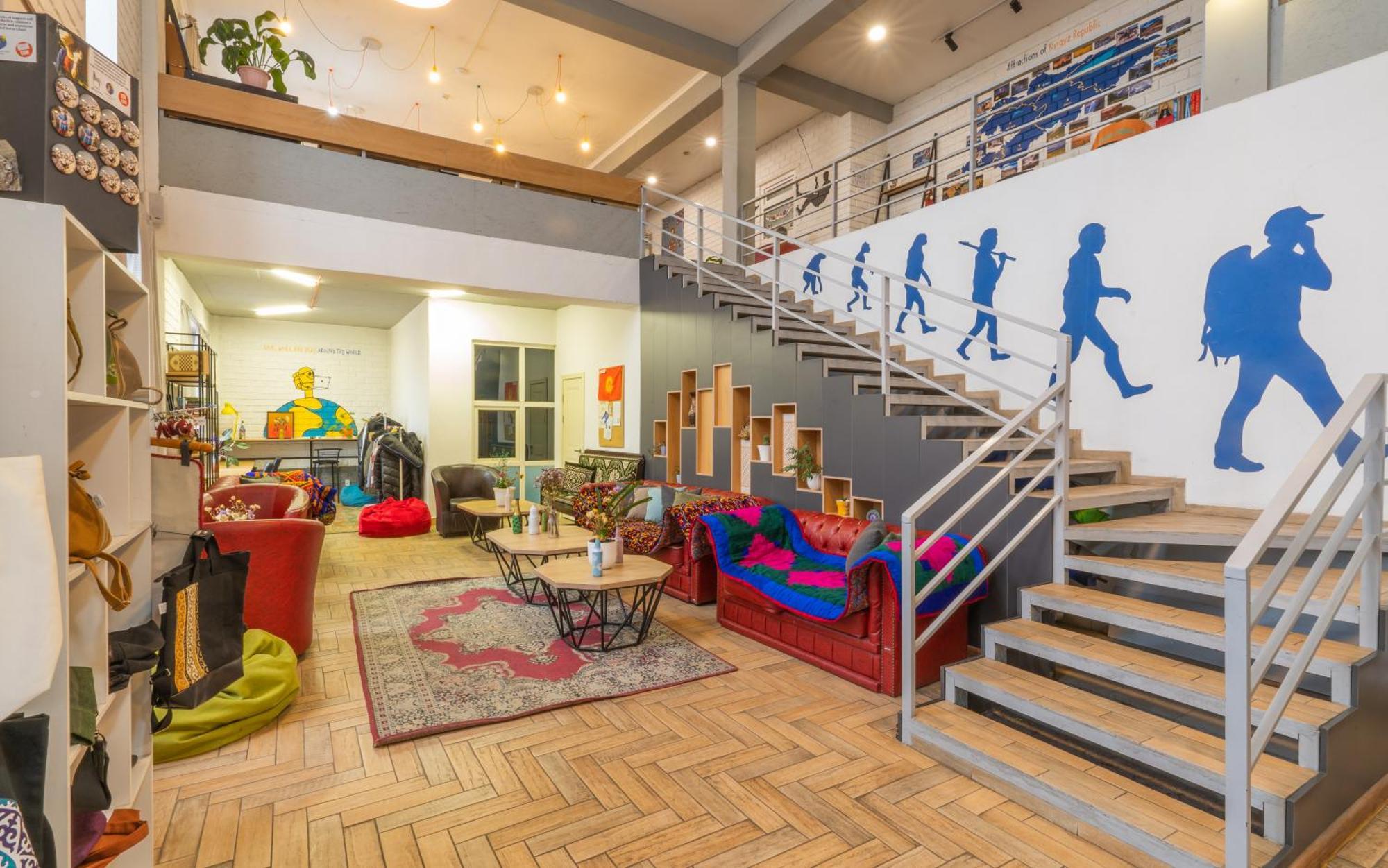 Ololofreelander Hostel&Coworking Бишкек Екстериор снимка