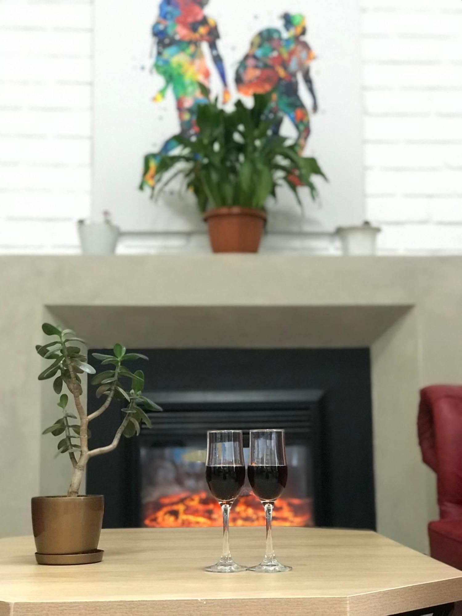 Ololofreelander Hostel&Coworking Бишкек Екстериор снимка
