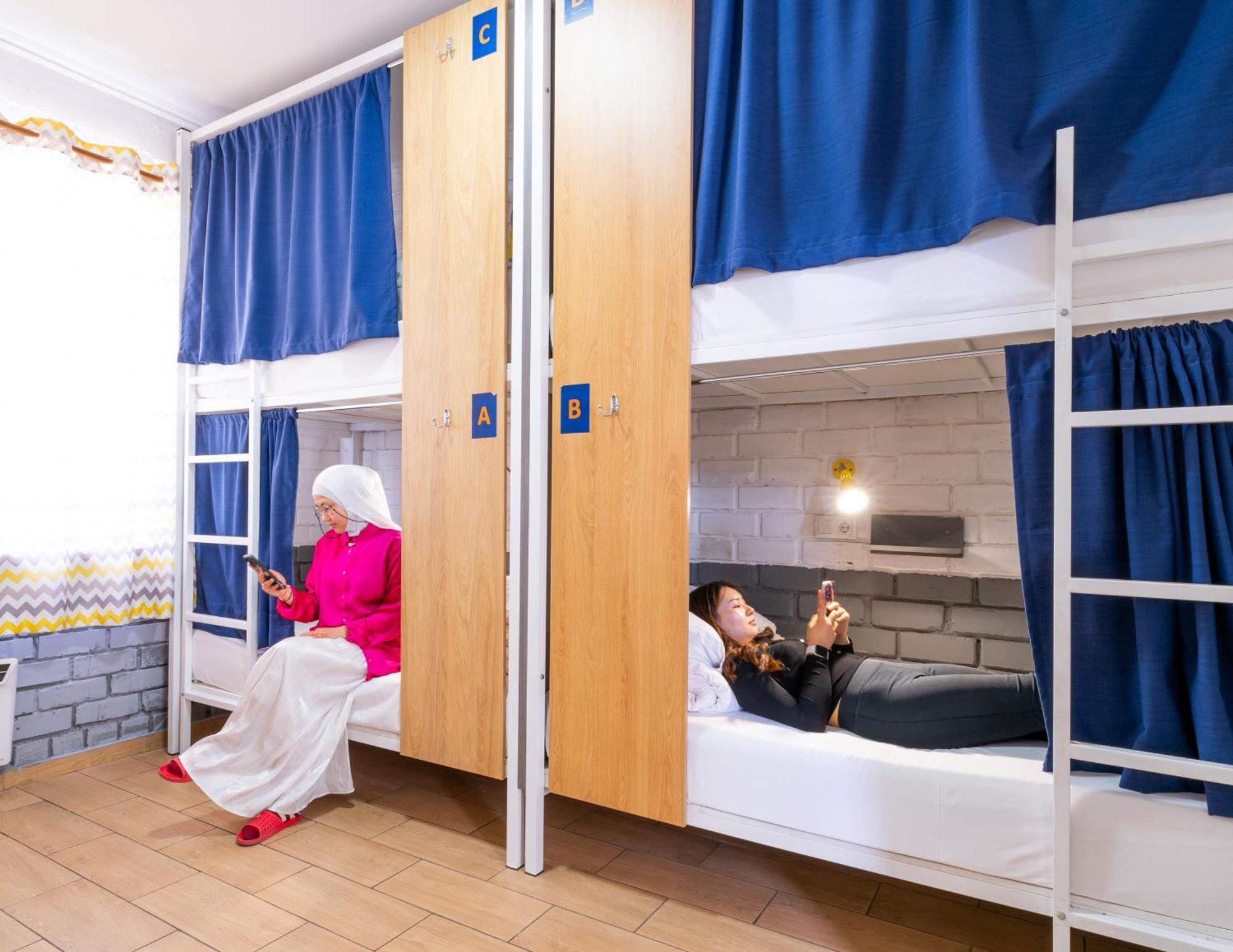 Ololofreelander Hostel&Coworking Бишкек Екстериор снимка
